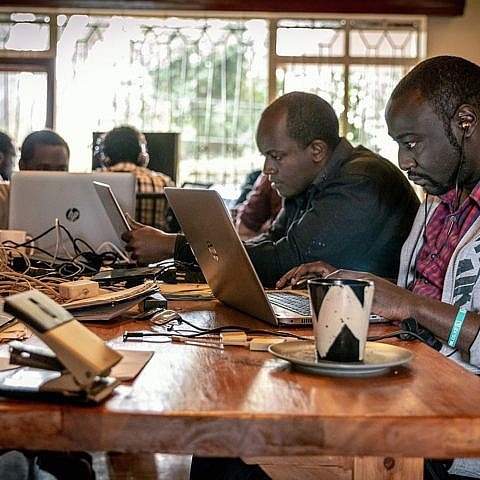 Developpeurs - Lynk BACKDROP